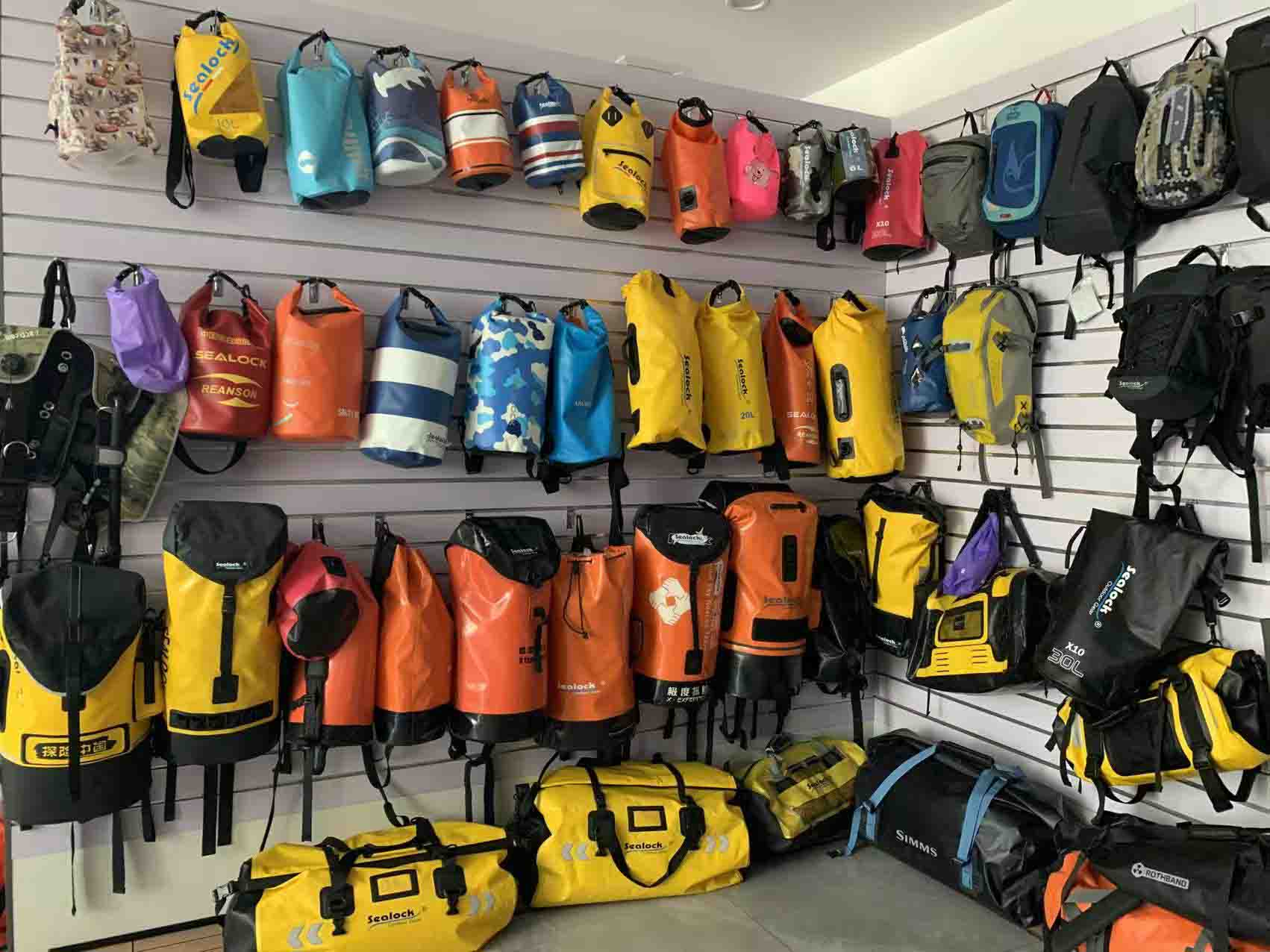 Rafting için Suya Dayanıklı Kuru Çanta: Beyaz Su Koruması için Temel Özellikler