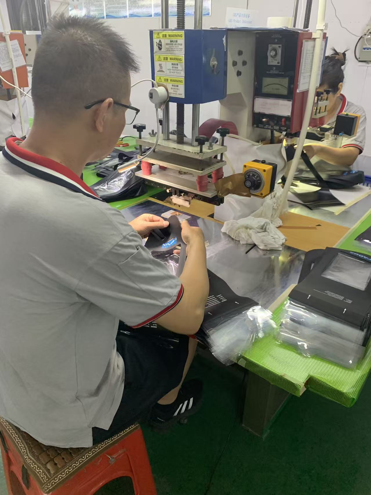 Su Geçirmez Kuru Çanta Üreticisi: Fabrika Yetenekleri ve Üretim Süreci